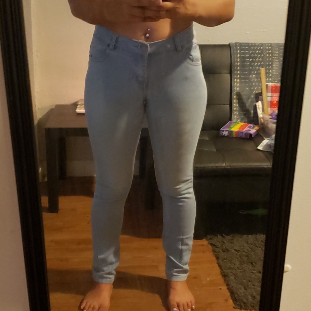 Light jeans - Picture 2 of 6